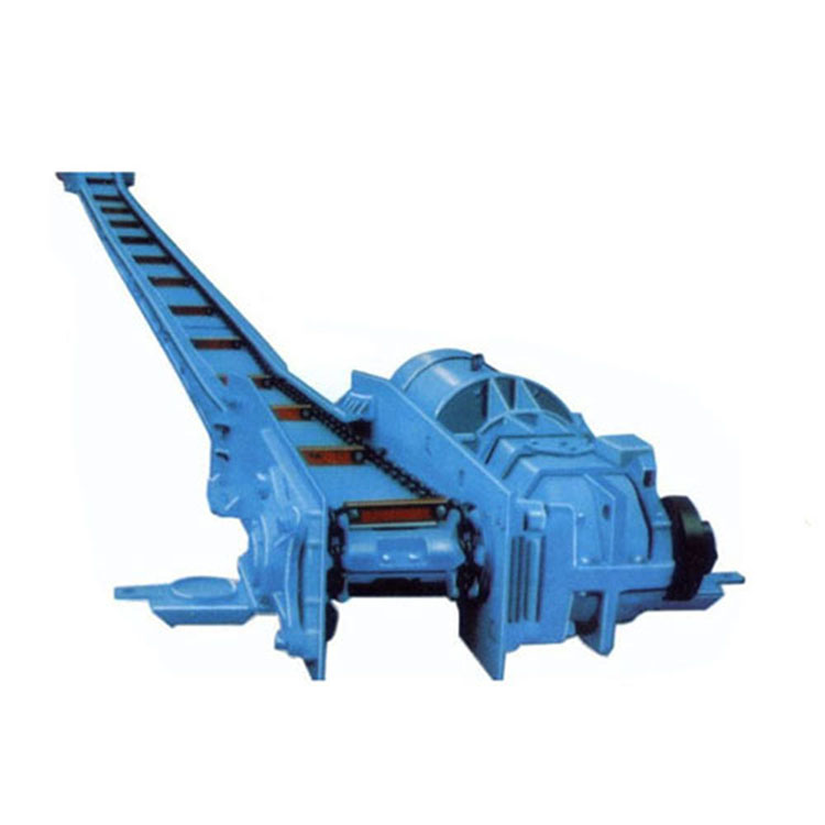 Preventive measures to prevent chain breakage of chain scraper conveyor